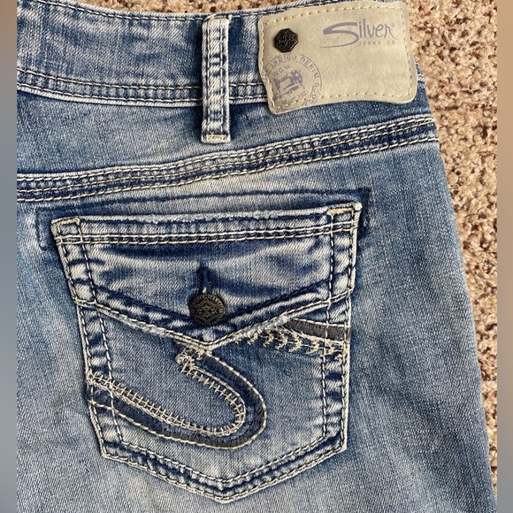 Silver Capri jeans - Picture 6 of 7